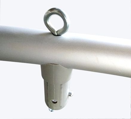 Dreieck-Form-Decken-Zeichen-hängende Hardware-Spannungs-Gewebe-Hängeschilder